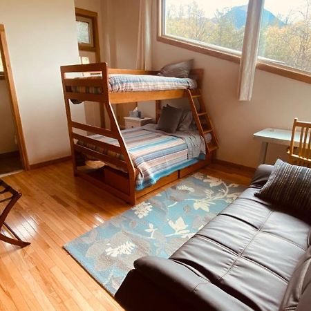 Eagle Peak Guesthouse Eagle River Luaran gambar