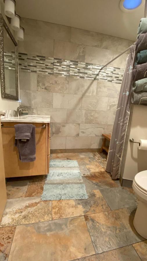 Eagle Peak Guesthouse Eagle River Luaran gambar