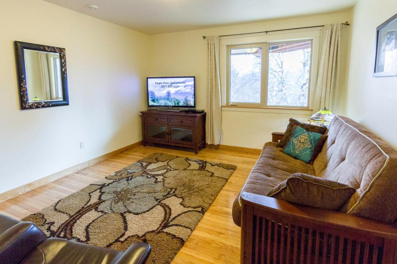 Eagle Peak Guesthouse Eagle River Luaran gambar