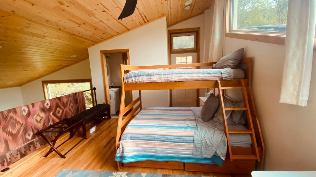 Eagle Peak Guesthouse Eagle River Luaran gambar